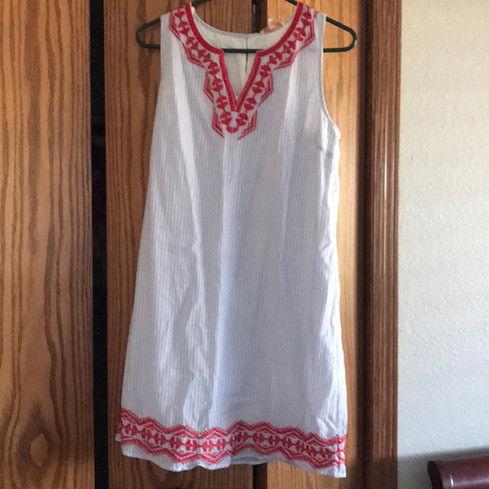 Sleeveless knee length dress